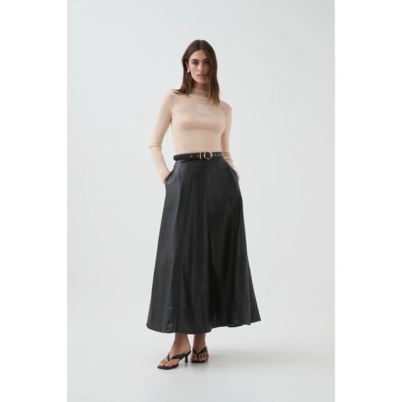 JH Collectibles Genuine Leather Black Maxi 6 - Picture 1 of 5